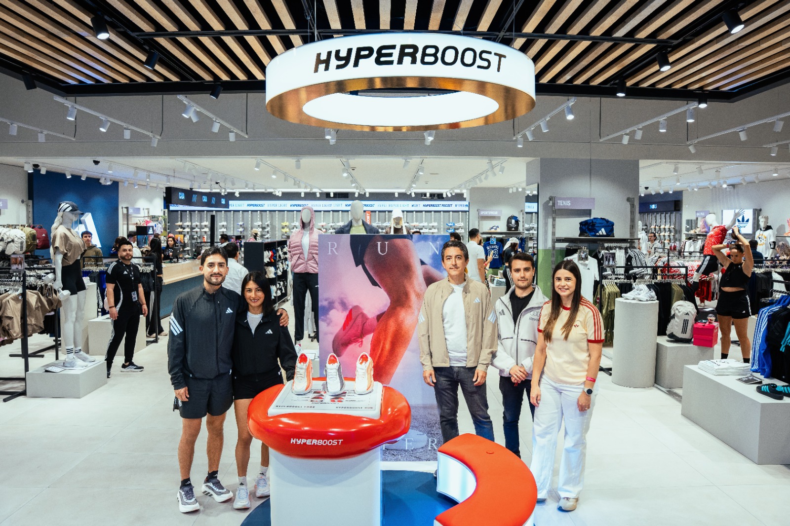 adidas renueva su apuesta por la experiencia deportiva